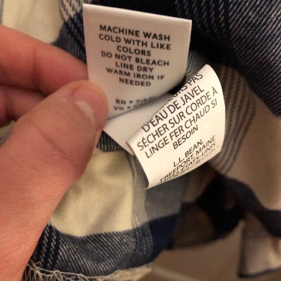 SOLD L.L. BEAN Signature Flannel Plaid Dress, 4P - Picture 7 of 8